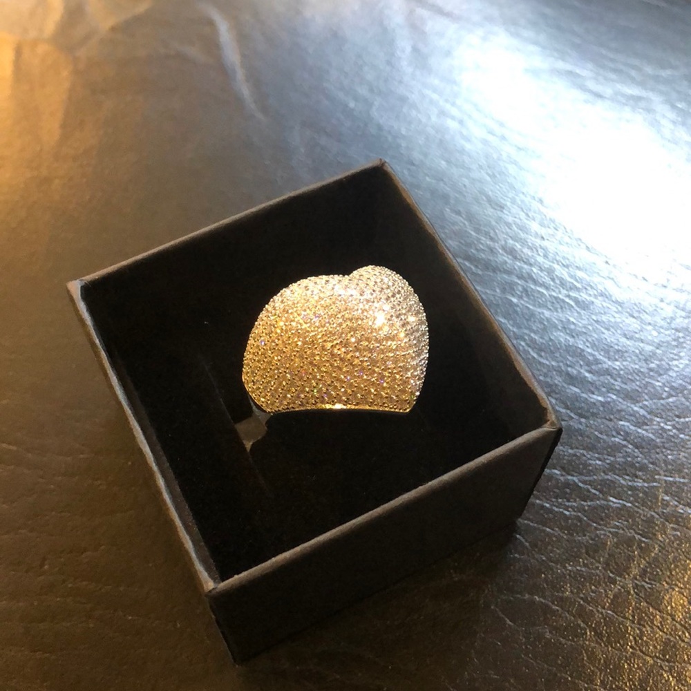 Ring - Picture 2 of 2